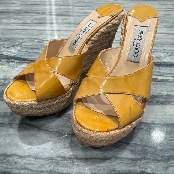 Jimmy Choo Authentic Patent Leather Espadrilles with COA‎ - Picture 2 of 14